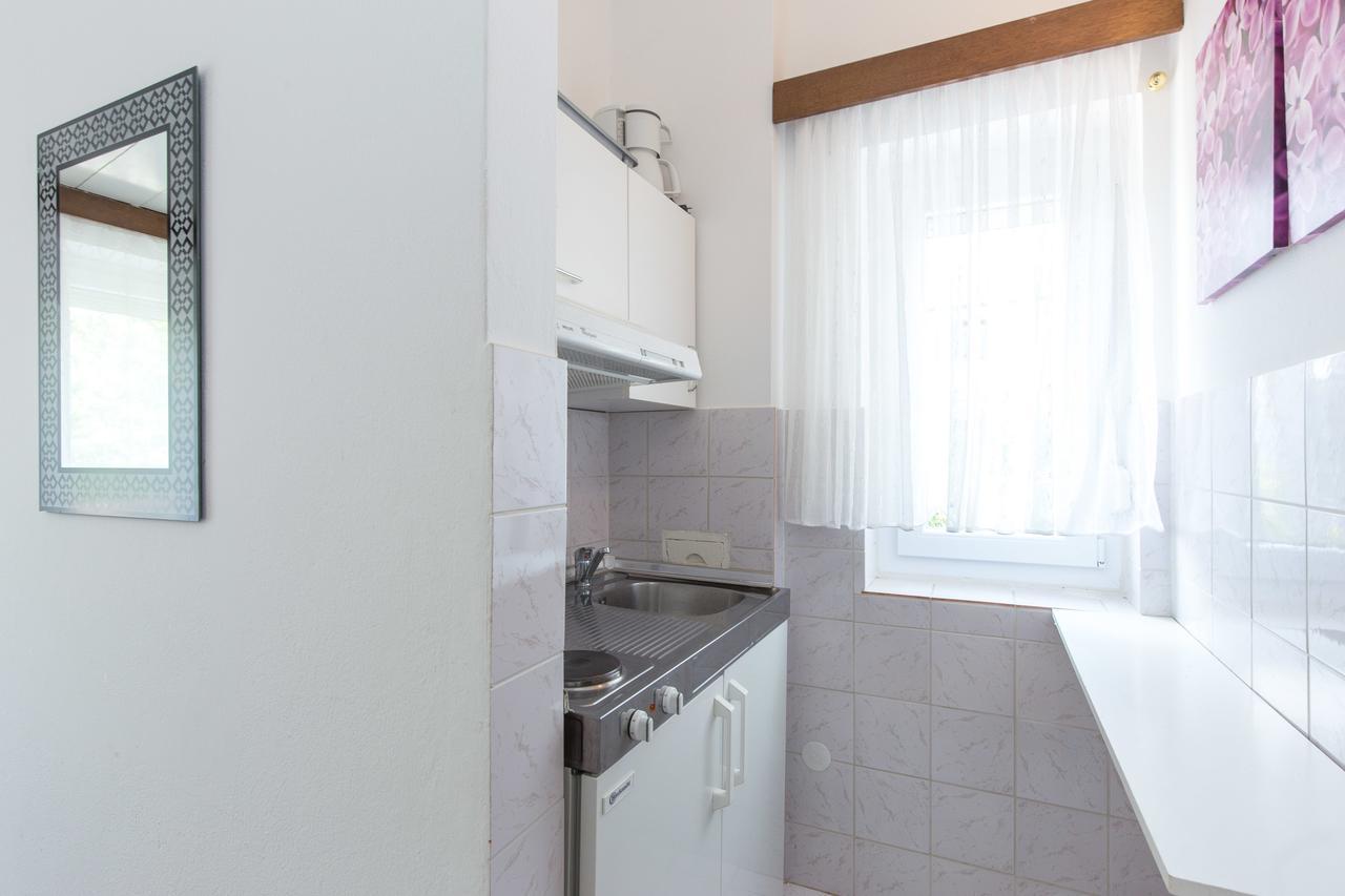 Apartments Pavic Malinska Bagian luar foto